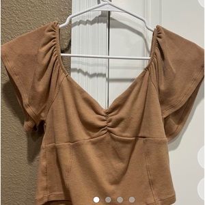 American Eagle Brown Cinch-Front Flutter Sleeve Tee
